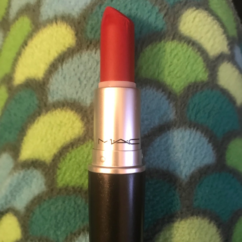 MAC Ruby Woo